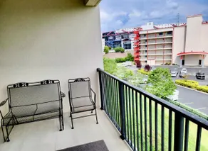 Mtn View Condo 2bd/2ba with pool/HT@ Bristol Baby! - Image 4