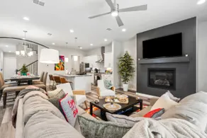 Joyous 3BD House in the heart of Fort Worth - Image 3