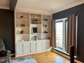 Charming Apartment in Downtown Alton - Image 2