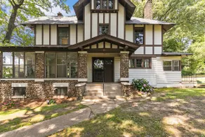 The Manor at College Hills - Image 2