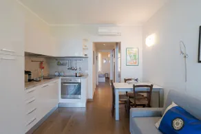 Sea view, Swimming pool, Garage, Wi-Fi - Image 5