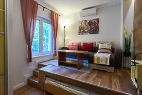 Giselle Apartment with Private Parking by Staymood Holidays - Image 2