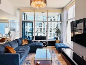 15th-Floor Luxury Condo in Little Italy - Image 3