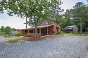Red Brick Cottage - Image 3