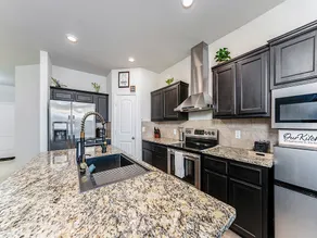 10 Min to AT&TDowntown 3BR2bathQuiet,Safe, Central - Image 5