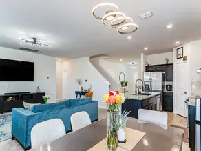 10 Min to AT&TDowntown 3BR2bathQuiet,Safe, Central - Image 4