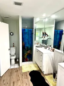 Modern Lake View Townhouse - Image 5