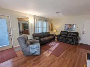 Water View, 4 blks to Public Beach & downtown! - Image 5