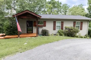 Cedar Cove Cottage-Lakefront-Norris Lake - Image 2
