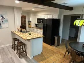 The York House - Image 2