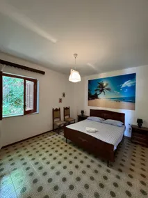 House a few steps from the sea with terrace and view - Image 4