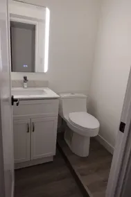 Guests praise:Spotlessly Clean, SelfCheck-In, WiFi - Image 5