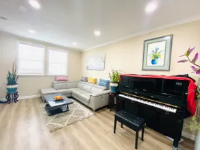 Cozy 3Br/2Ba-Free Parking - Image 5