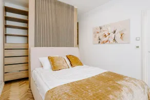 Freshly renovated apartment. - Image 2