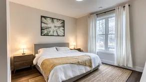 Luxury Home Mins to Lake & Beach - Image 5
