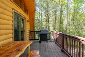 Pinhoti Lodge Cabin with hot tub in the mountains - Image 3