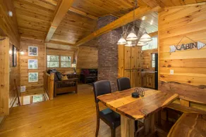 Pinhoti Lodge Cabin with hot tub in the mountains - Image 5