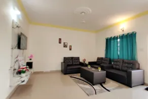 Stylish 2-BHK Flat - near Airport Road - Image 4