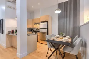 Loft The White Pearl Plateau-Mont-Royal 3 Beds - Image 4