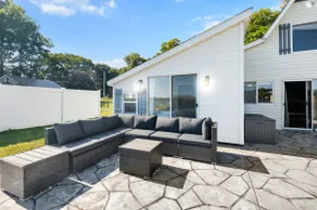 Maisey's Beach House - Image 5
