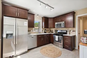 Northrop Urban Oasis - Pet Friendly 4BR in Mpls! - Image 4