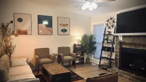 Charming Ranch Home - University Area - Image 4