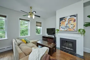 Private Downtown Retreat with Rooftop Oasis - Image 2