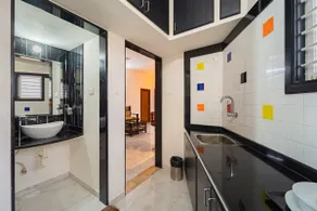 Roscotel Shara Inn 2BHK 2nd Floor - Image 3