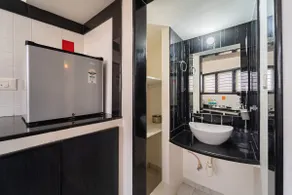 Roscotel Shara Inn 2BHK 2nd Floor - Image 4