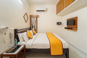 Roscotel Shara Inn 2BHK 2nd Floor - Image 5