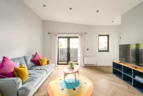 Brand new Trinity flats - Image 5