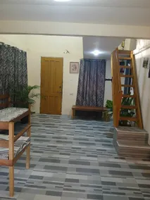 Cozy, little home near Albuera. - Image 3