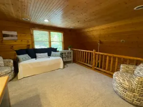 Stunning Golf Course Retreat - Image 5