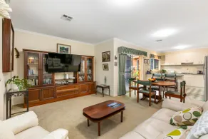 Beachside Retreat - Image 3