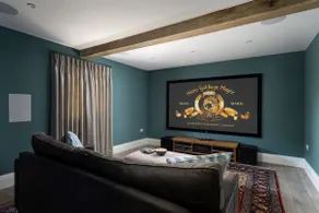 Essitone: Cinema Room, Games Room, Gym & More! - Image 3