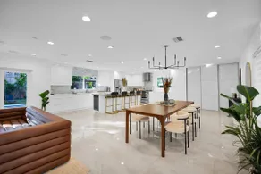 Villa Capri 4BR–Luxury Near Aventura Mall & Beache - Image 3