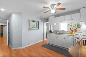 Beach Apartment - Image 2