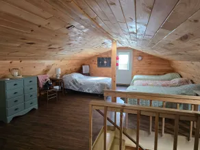 Cozy Cabin Retreat - Image 2
