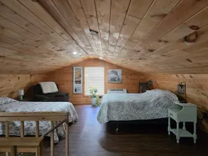 Cozy Cabin Retreat - Image 4