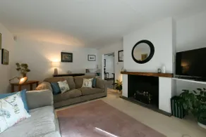 The Cottage at Thornton House. - Image 2