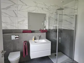 1-room accommodation surrounded by greenery - Image 3