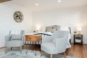 Spacious Historic Studio | 65in TV | Downtown - Image 4