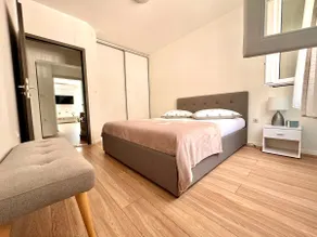 Cozy Modern Beachside Charm - Image 2