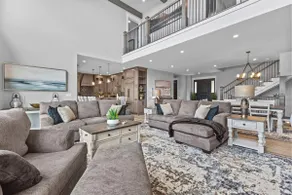Luxury Lakefront 4BR w/ Beach - Image 5