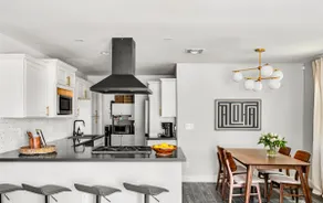 Melrose Historic Home | Walkable| Hot Tub - Image 5