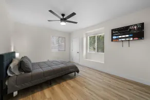 Spacious Escondido Retreat - Image 3