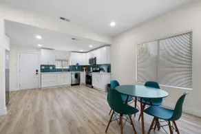 Spacious Escondido Retreat - Image 4