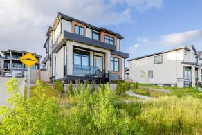 5 BR Brand New Luxurious White Rock Spacious Home - Image 3