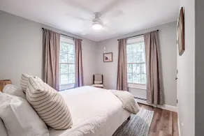 Cozy Family Home with Beach Access - Image 3