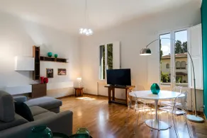 AF51 Florence Apartment - Image 2
